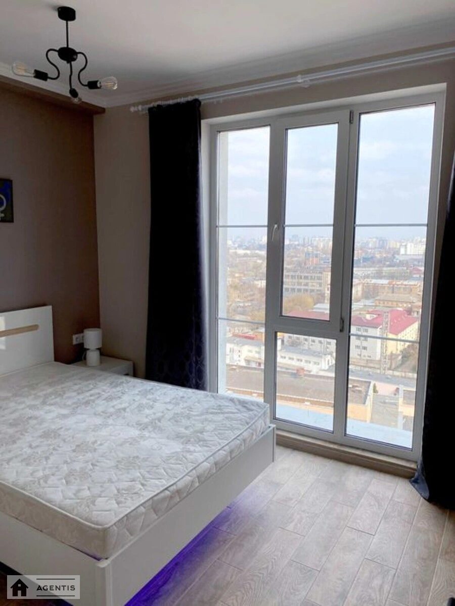 Apartment for rent. 1 room, 37 m², 15 floor/15 floors. Mykhayla Maksymovycha vul. Onufriya Trutenka, Kyiv. 