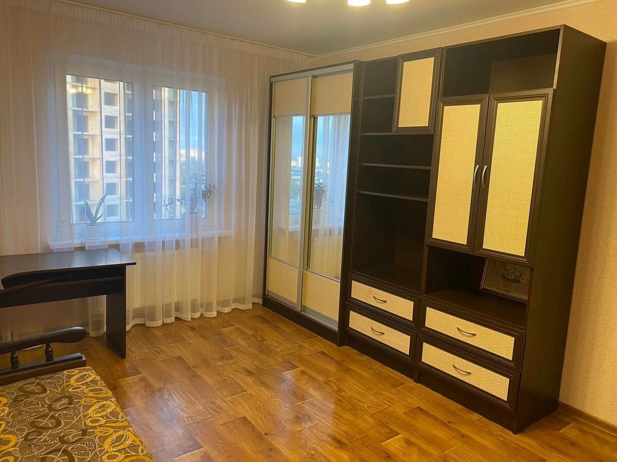 Сдам квартиру. 2 rooms, 75 m², 18 floor/25 floors. 22, Коноплянская 22, Киев. 