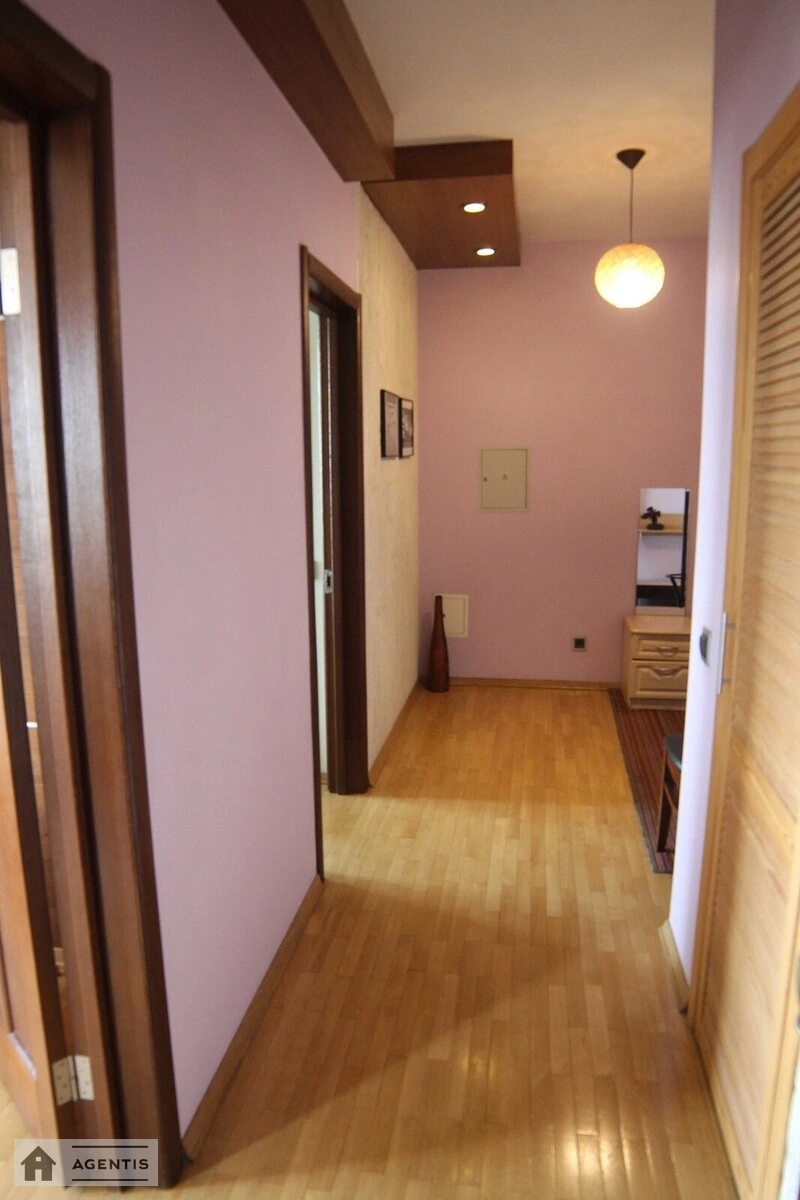 Apartment for rent. 2 rooms, 54 m², 15 floor/22 floors. 99, Avtozavodska 99, Kyiv. 