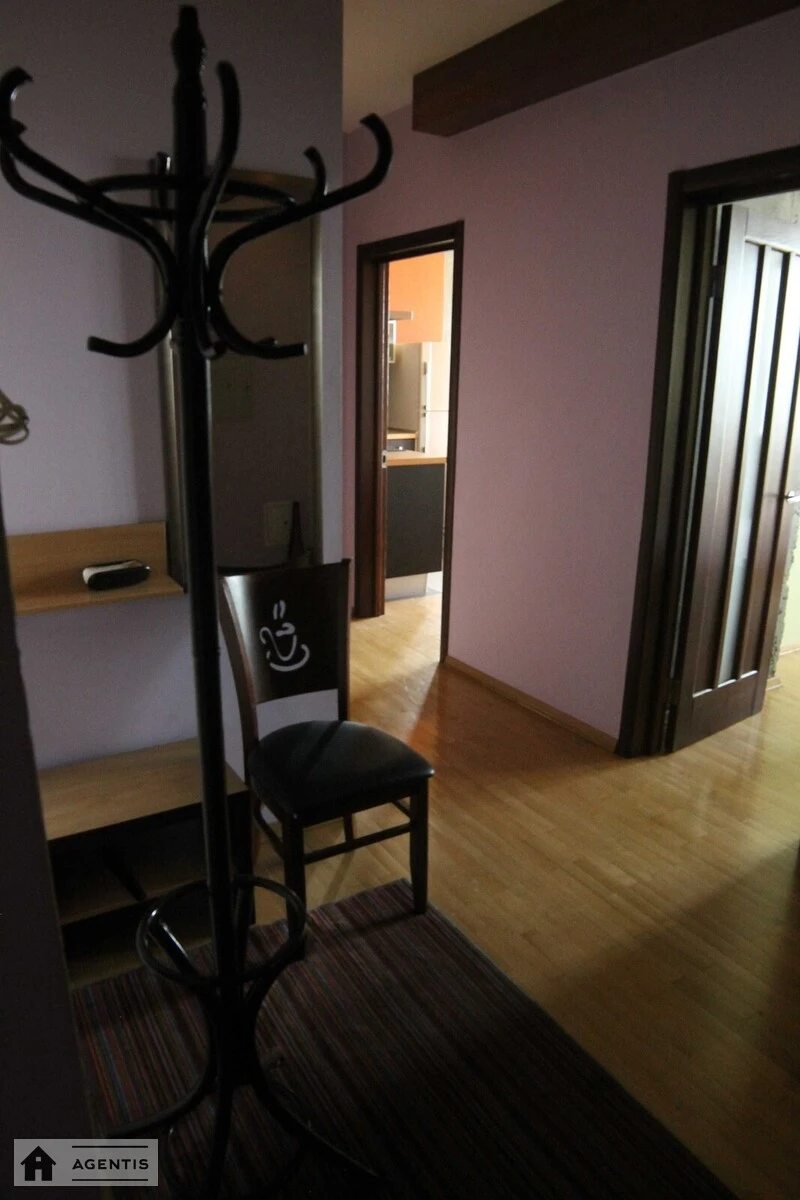Apartment for rent. 2 rooms, 54 m², 15 floor/22 floors. 99, Avtozavodska 99, Kyiv. 