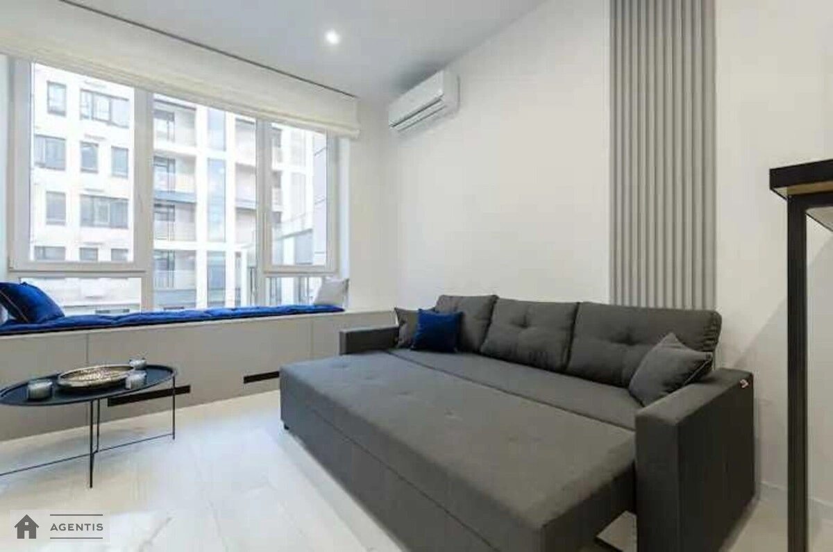 Apartment for rent. 2 rooms, 45 m², 2nd floor/19 floors. 15, Bulvarno-Kudryavska vul. Vorovskoho, Kyiv. 