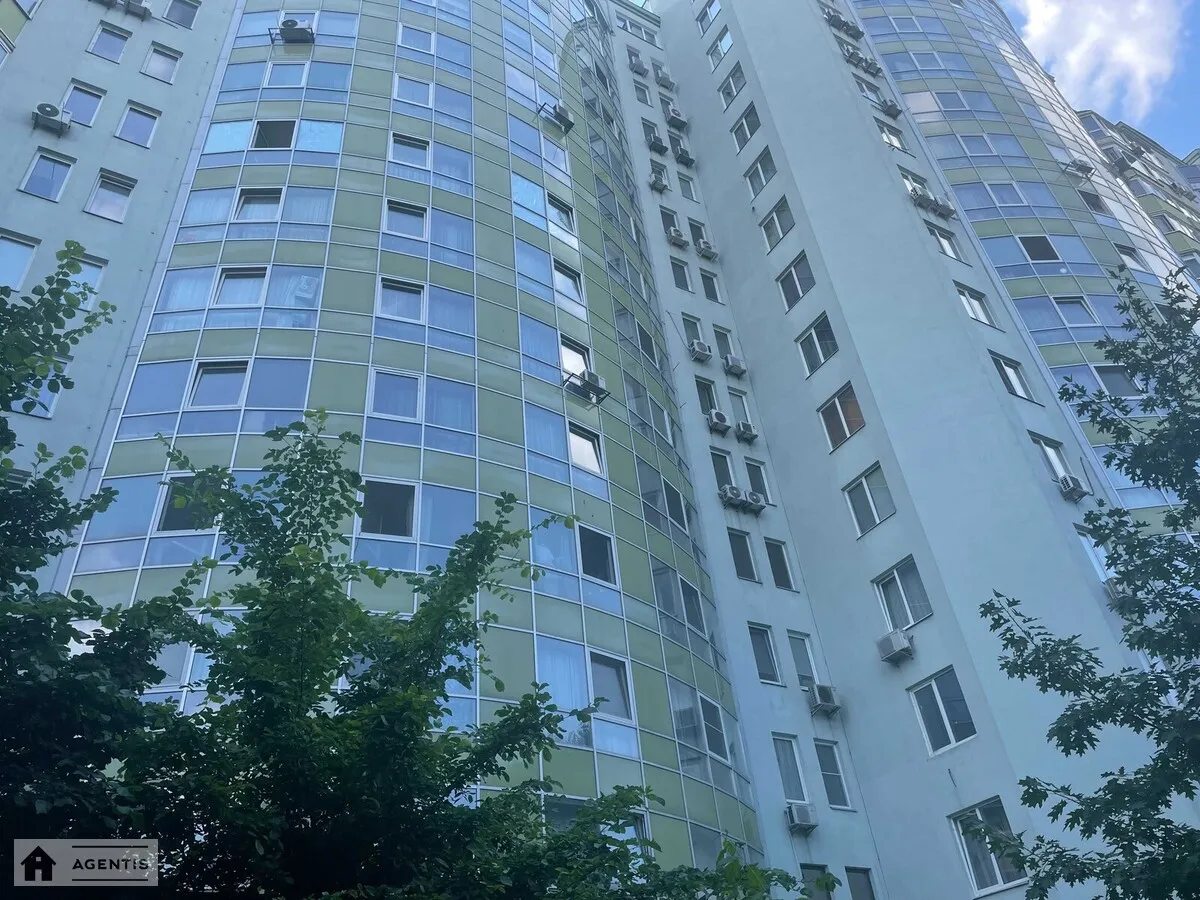 Apartment for rent. 1 room, 70 m², 7th floor/15 floors. 17, Kolomiyskiy 17, Kyiv. 
