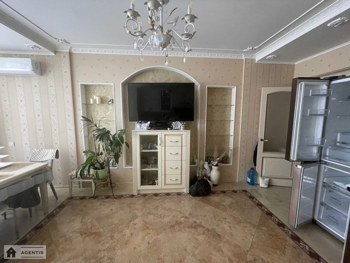 Сдам квартиру. 1 room, 70 m², 7th floor/15 floors. 17, Коломиевский 17, Киев. 