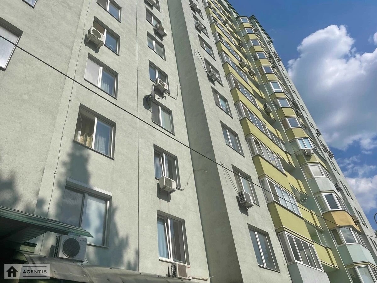 Apartment for rent. 1 room, 70 m², 7th floor/15 floors. 17, Kolomiyskiy 17, Kyiv. 