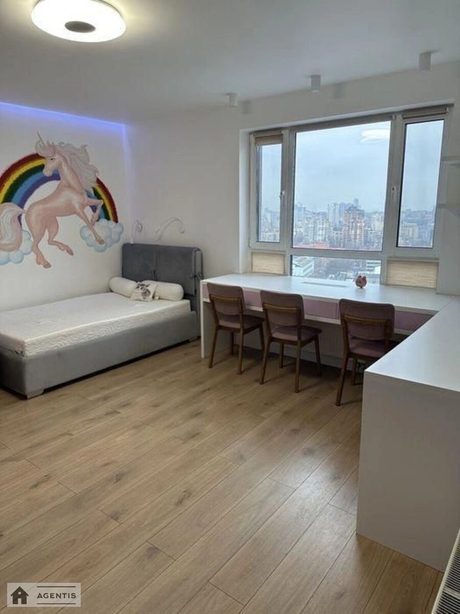 Сдам квартиру. 3 rooms, 120 m², 24 floor/24 floors. 1, Шолуденка 1, Киев. 
