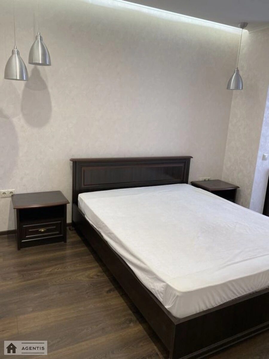 Apartment for rent. 2 rooms, 47 m², 6th floor/25 floors. 1, Mykoly Bazhana prosp., Kyiv. 
