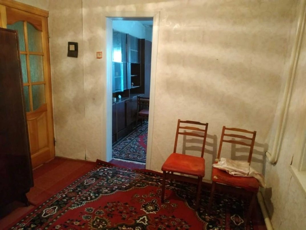 House for sale. 4 rooms, 78 m², 1 floor. Bohuslav. 