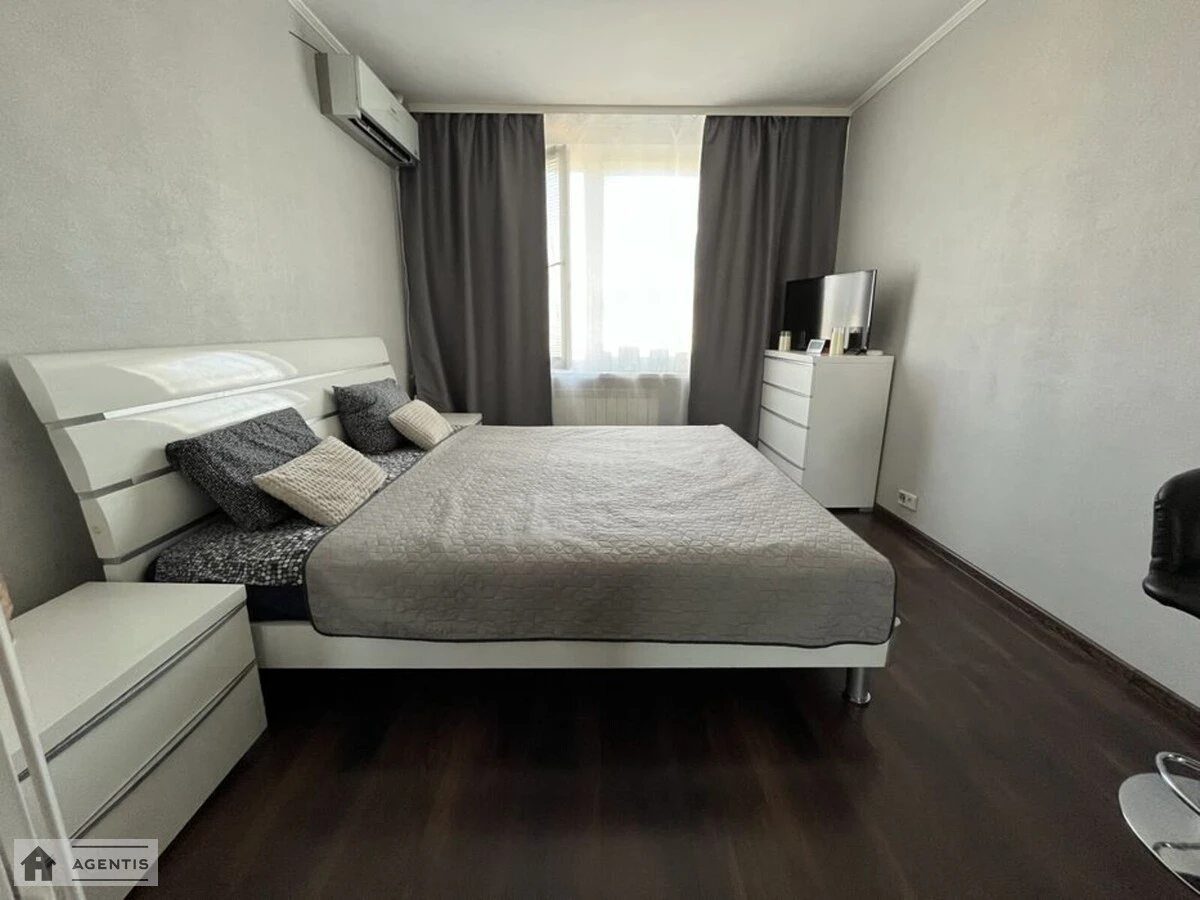 Apartment for rent. 2 rooms, 56 m², 16 floor/16 floors. Svyatoshynskyy rayon, Kyiv. 