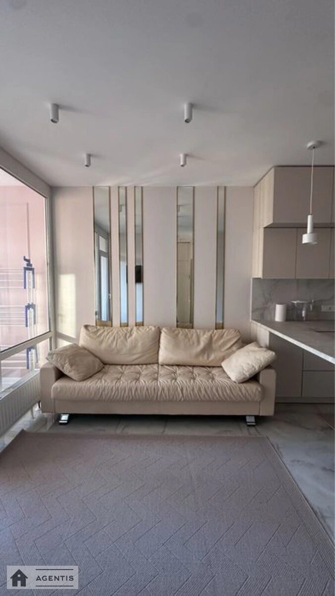Apartment for rent. 1 room, 50 m², 2nd floor/26 floors. 16, Dniprovska embankment 16, Kyiv. 