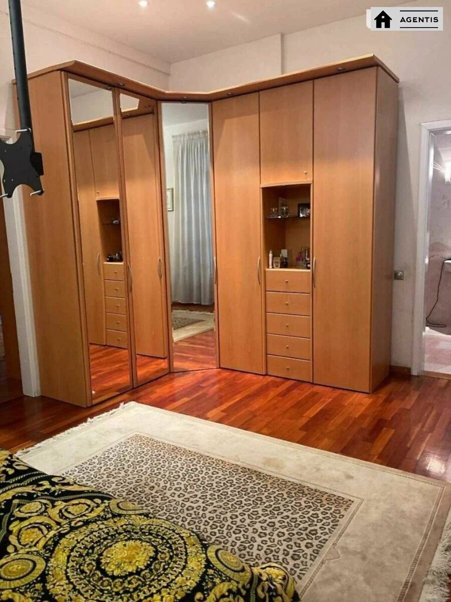 Здам квартиру. 4 rooms, 176 m², 1st floor/7 floors. 1, Софіївська 1, Київ. 