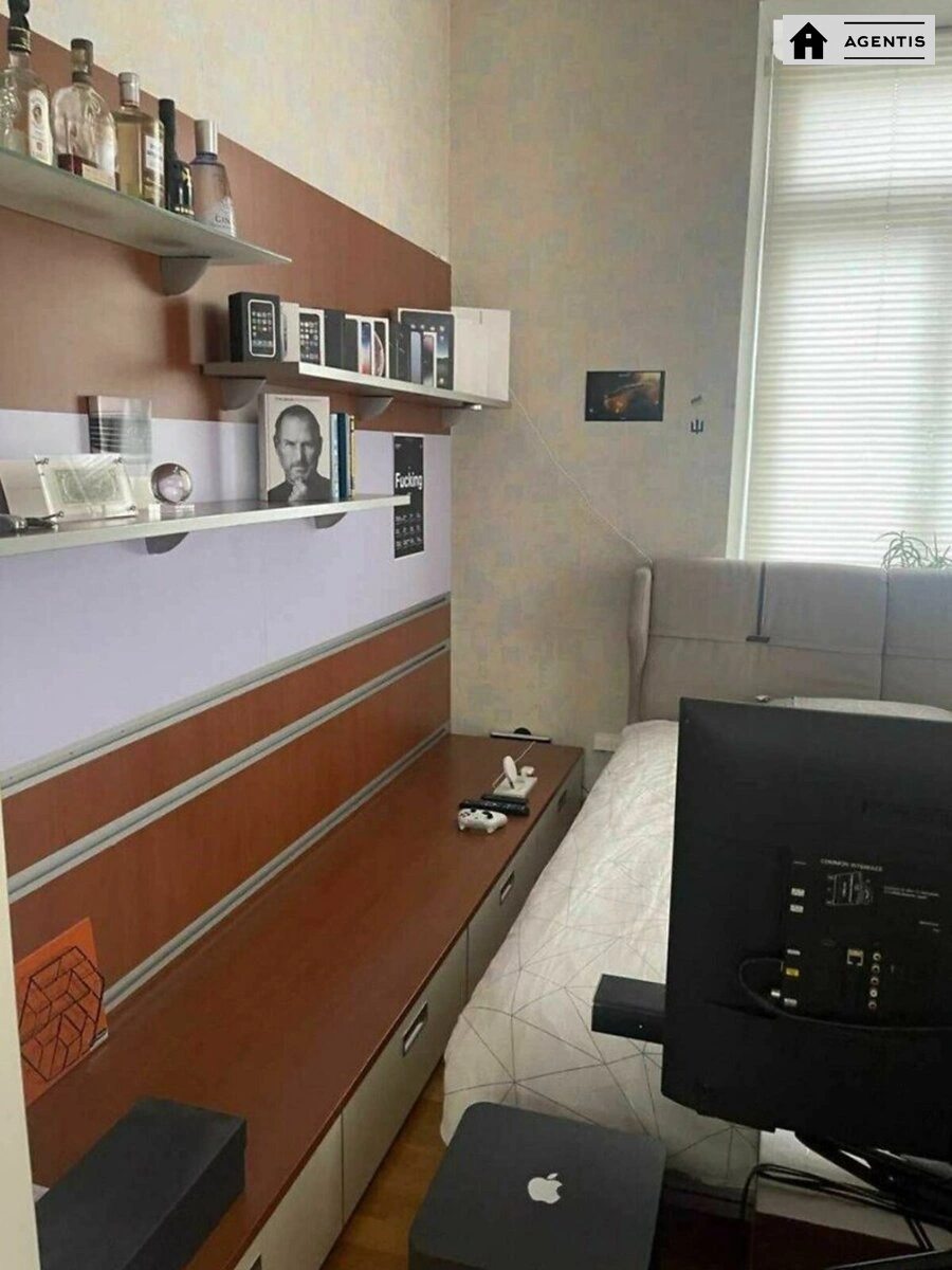 Apartment for rent. 4 rooms, 176 m², 1st floor/7 floors. 1, Sofijivska 1, Kyiv. 