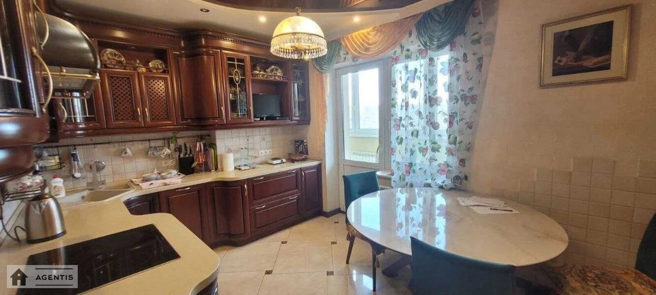 Apartment for rent. 3 rooms, 138 m², 14 floor/26 floors. 2, Sribnokilska 2, Kyiv. 