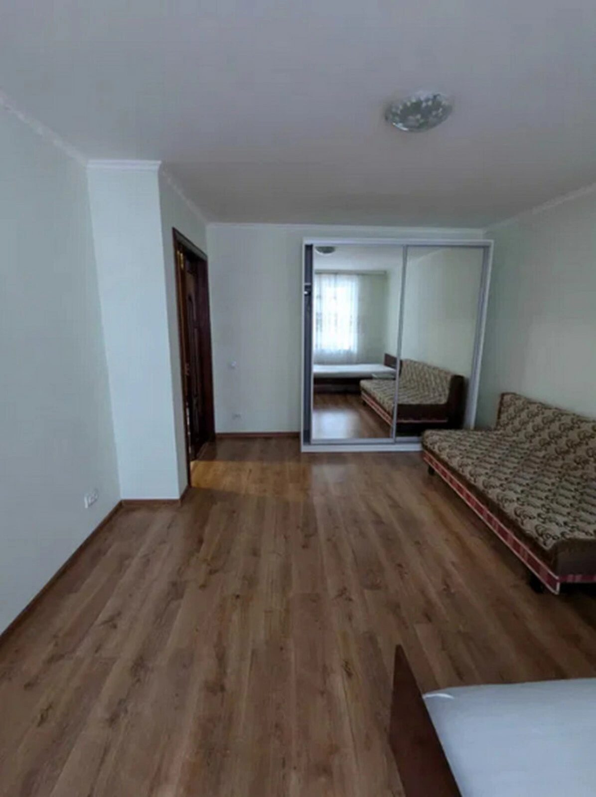 Apartments for sale. 2 rooms, 68 m², 2nd floor/10 floors. Bam, Ternopil. 