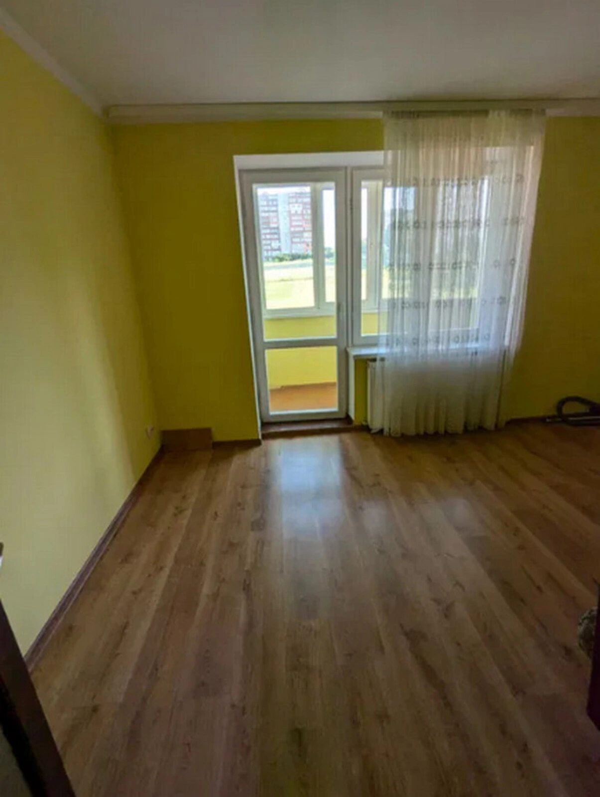 Apartments for sale. 2 rooms, 68 m², 2nd floor/10 floors. Bam, Ternopil. 