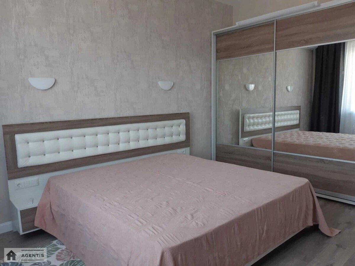 Apartment for rent. 3 rooms, 115 m², 22 floor/24 floors. 2, Andriya Verkhohlyada vul. Mykhayla Drahomirova, Kyiv. 