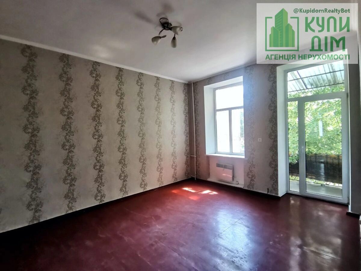 Продаж квартири 2 кімнати, 46 m², 2 пов./2 поверхи. Шульгиних вул. (Калініна), Кропивницький. 