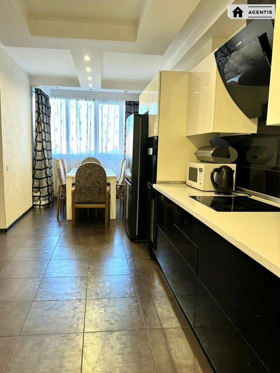 Apartment for rent. 3 rooms, 125 m², 12 floor/25 floors. 4, Valeriya Lobanovskoho prosp. Chervonozoryanyy, Kyiv. 