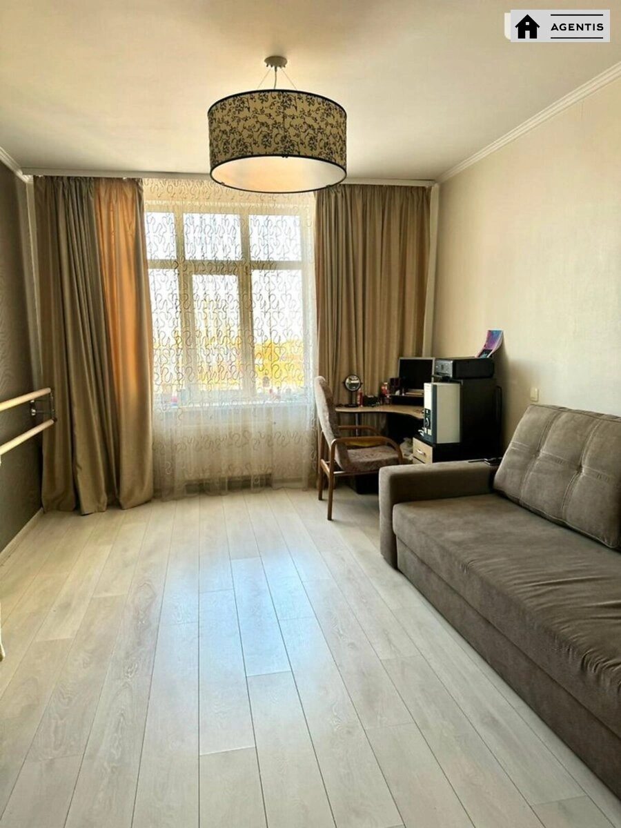 Apartment for rent. 3 rooms, 125 m², 12 floor/25 floors. 4, Valeriya Lobanovskoho prosp. Chervonozoryanyy, Kyiv. 