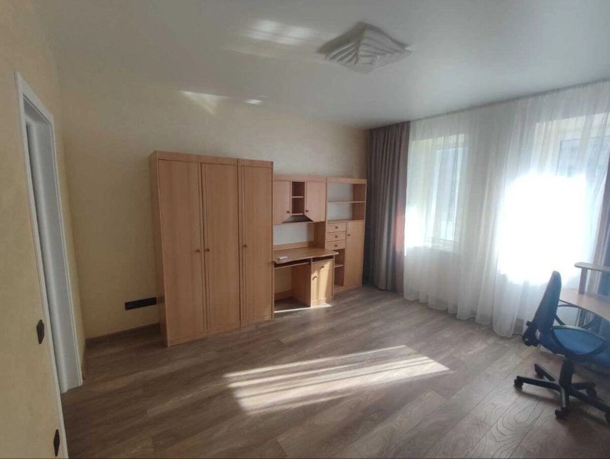 Сдам квартиру. 2 rooms, 70 m², 7th floor/16 floors. 26, Петра Григоренка просп., Киев. 