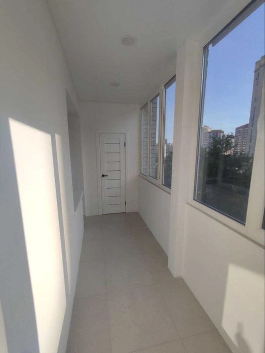 Apartment for rent. 2 rooms, 70 m², 7th floor/16 floors. 26, Petra Hryhorenka prosp., Kyiv. 