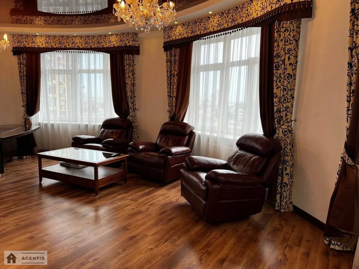 Apartment for rent. 3 rooms, 100 m², 15 floor/22 floors. 36, Yevhena Konovaltsya vul. Shchorsa, Kyiv. 