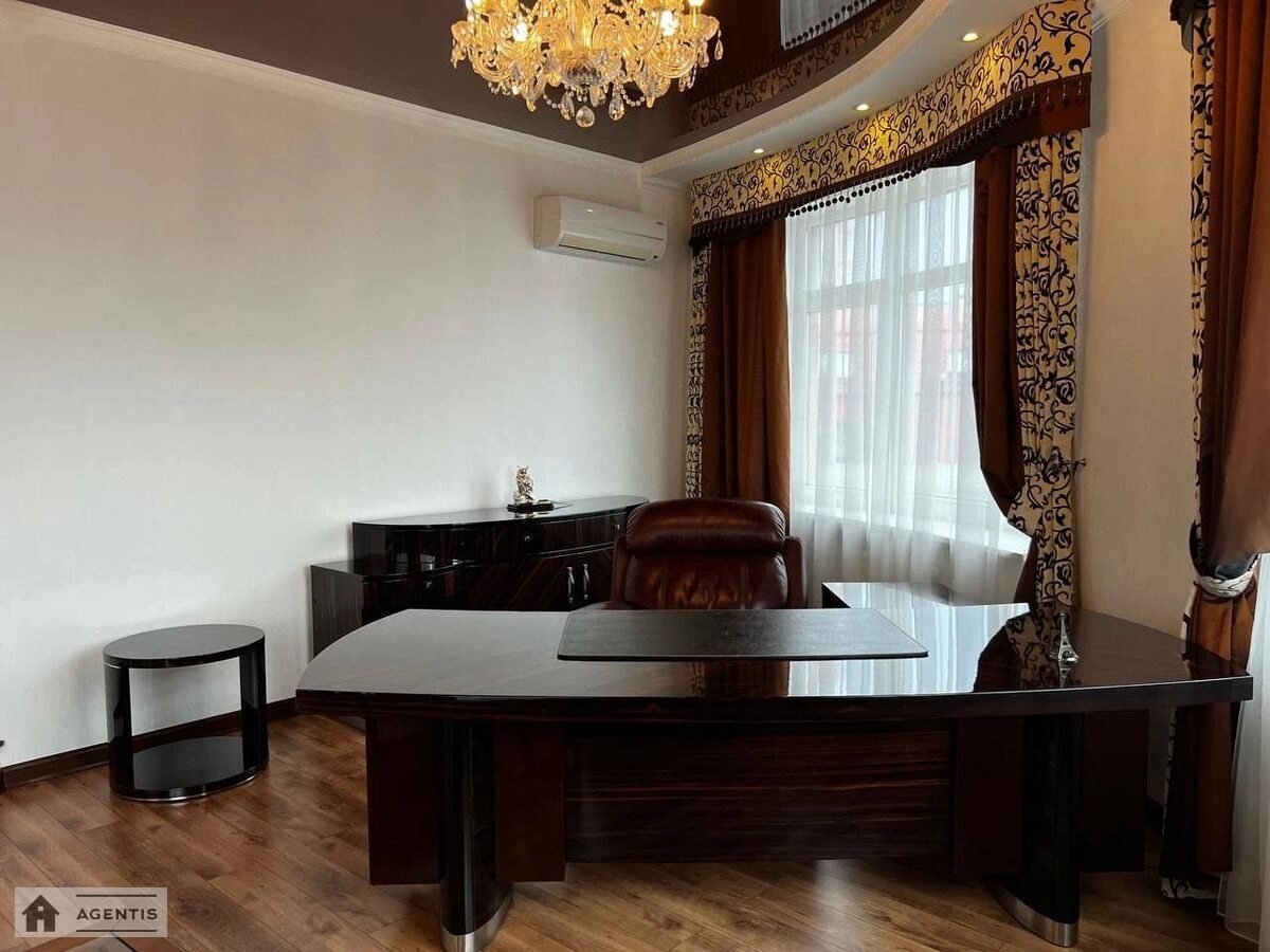 Apartment for rent. 3 rooms, 100 m², 15 floor/22 floors. 36, Yevhena Konovaltsya vul. Shchorsa, Kyiv. 