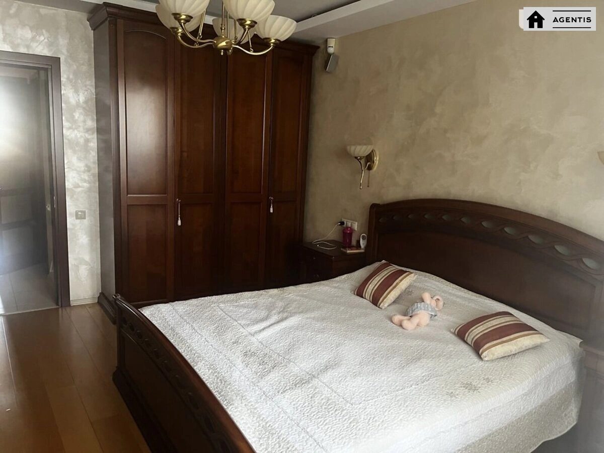 Apartment for rent. 3 rooms, 115 m², 14 floor/23 floors. 10, Mykoly Bazhana prosp., Kyiv. 