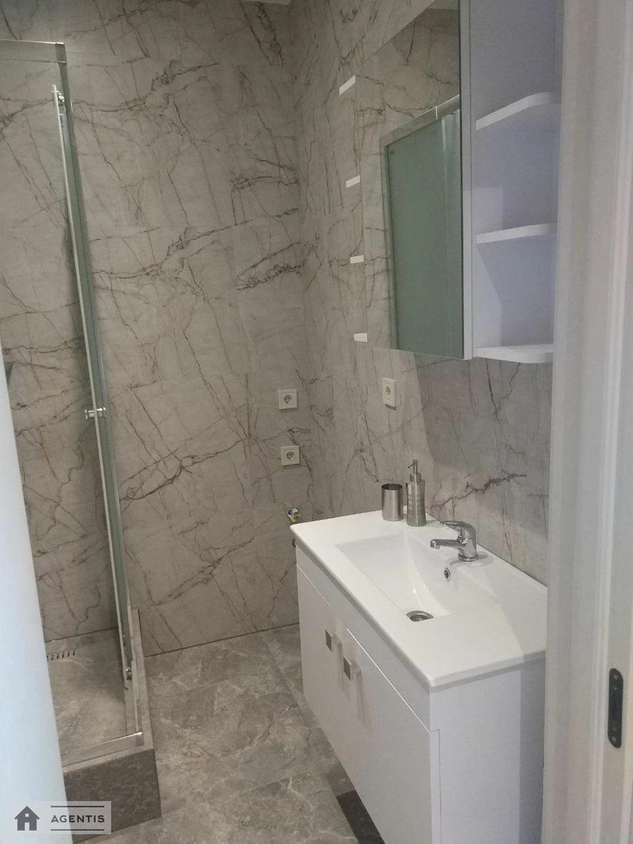 Сдам квартиру. 1 room, 40 m², 17 floor/25 floors. 12, Кадетский Гай 12, Киев. 