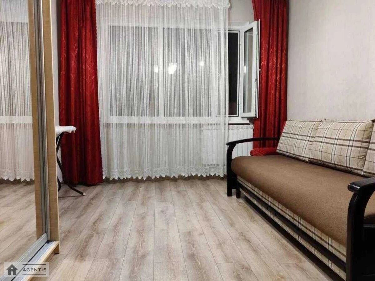 Сдам квартиру. 2 rooms, 54 m², 6th floor/16 floors. 16, Озерная 16, Киев. 