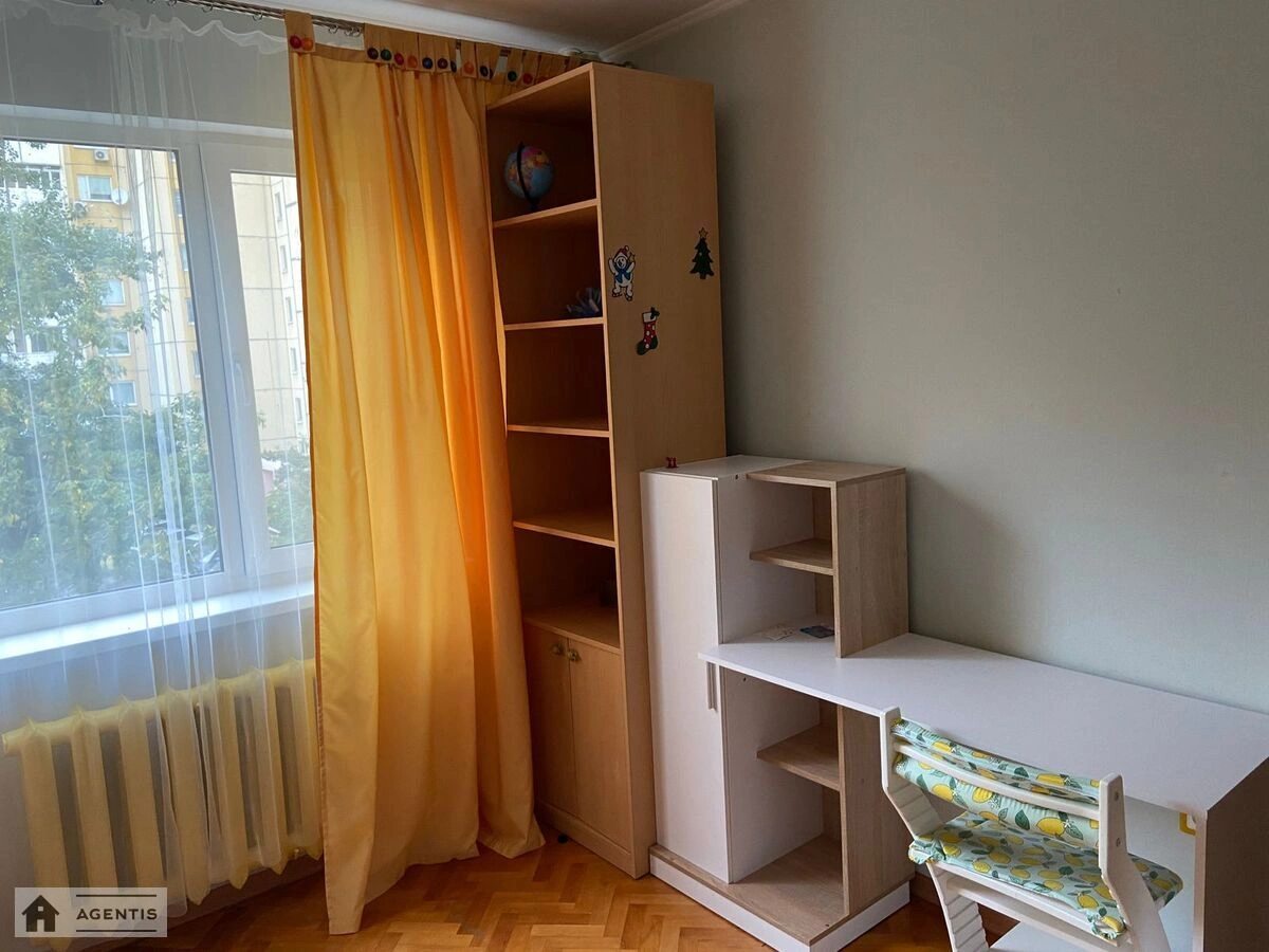 Здам квартиру. 3 rooms, 76 m², 2nd floor/10 floors. 11, Кадетський Гай 11, Київ. 