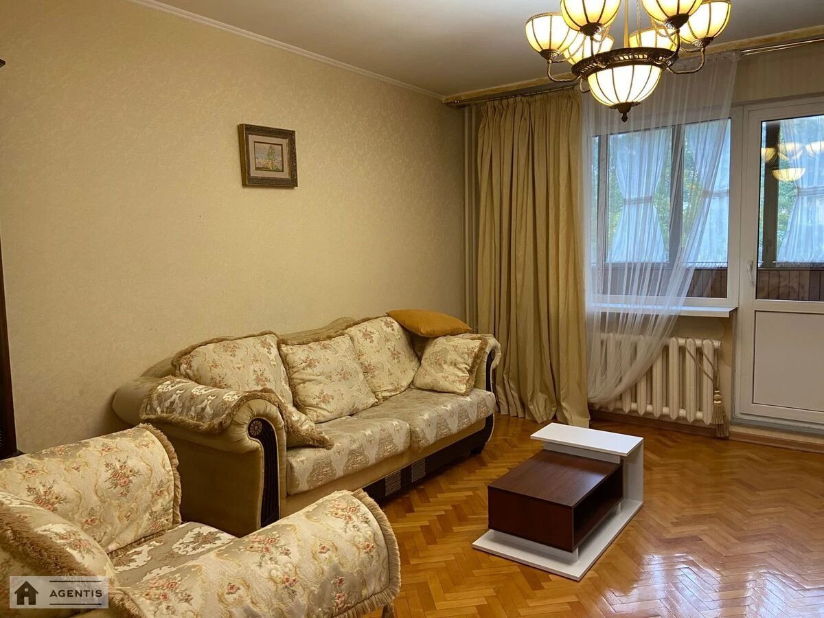 Здам квартиру. 3 rooms, 76 m², 2nd floor/10 floors. 11, Кадетський Гай 11, Київ. 