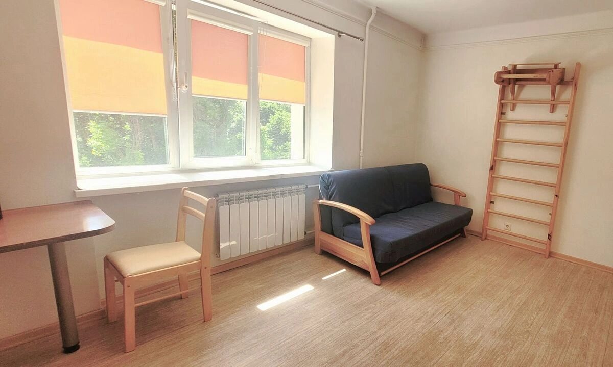 Сдам квартиру. 3 rooms, 80 m², 5th floor/9 floors. 24, Леси Украинки 24, Киев. 