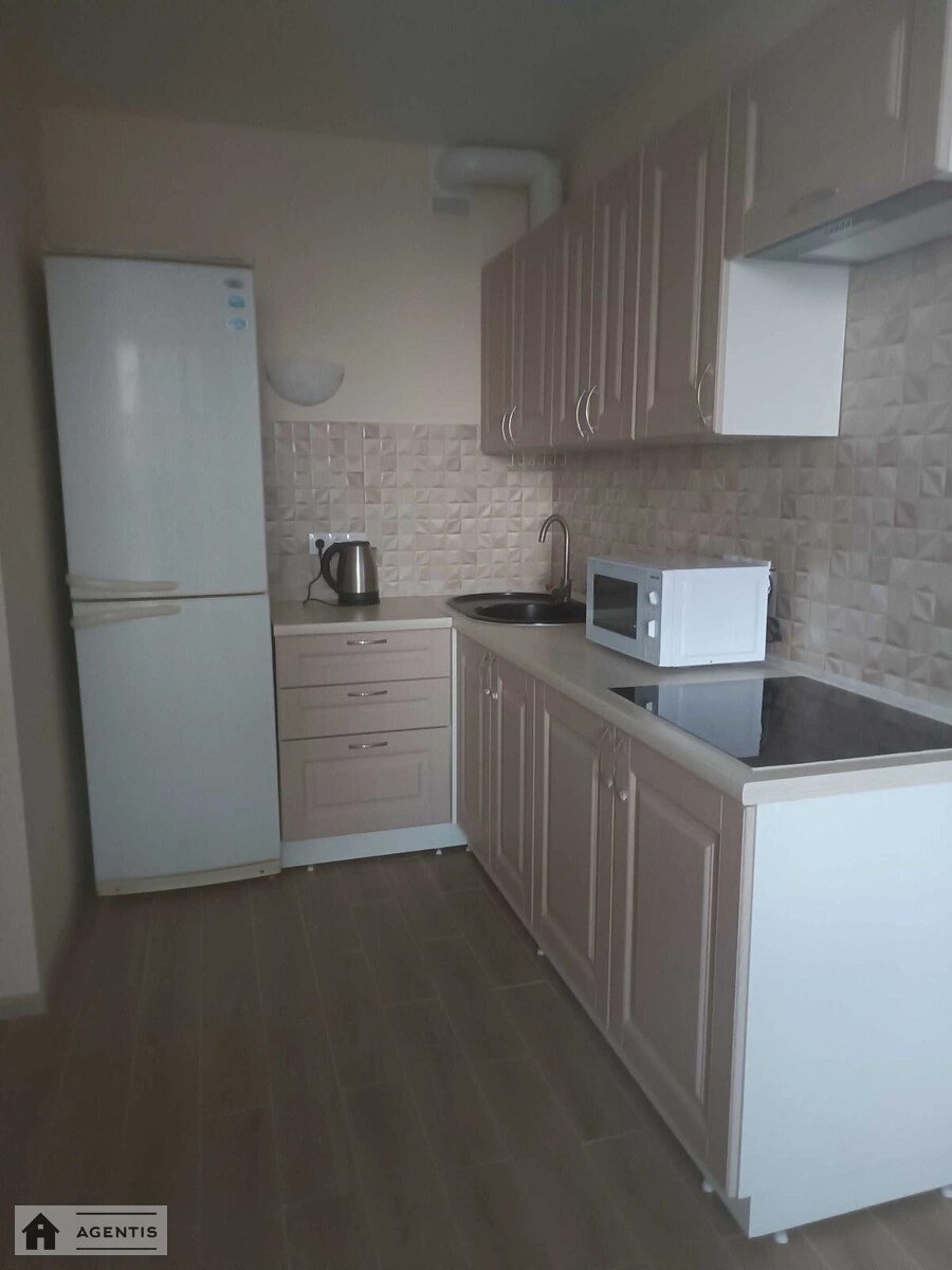 Apartment for rent. 2 rooms, 64 m², 6th floor/22 floors. 8, Viktora Nekrasova vul. Pivnichno-Syretska, Kyiv. 