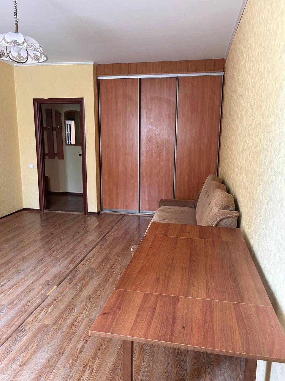 Сдам квартиру. 1 room, 46 m², 3rd floor/18 floors. 5, Вильямса 5, Киев. 