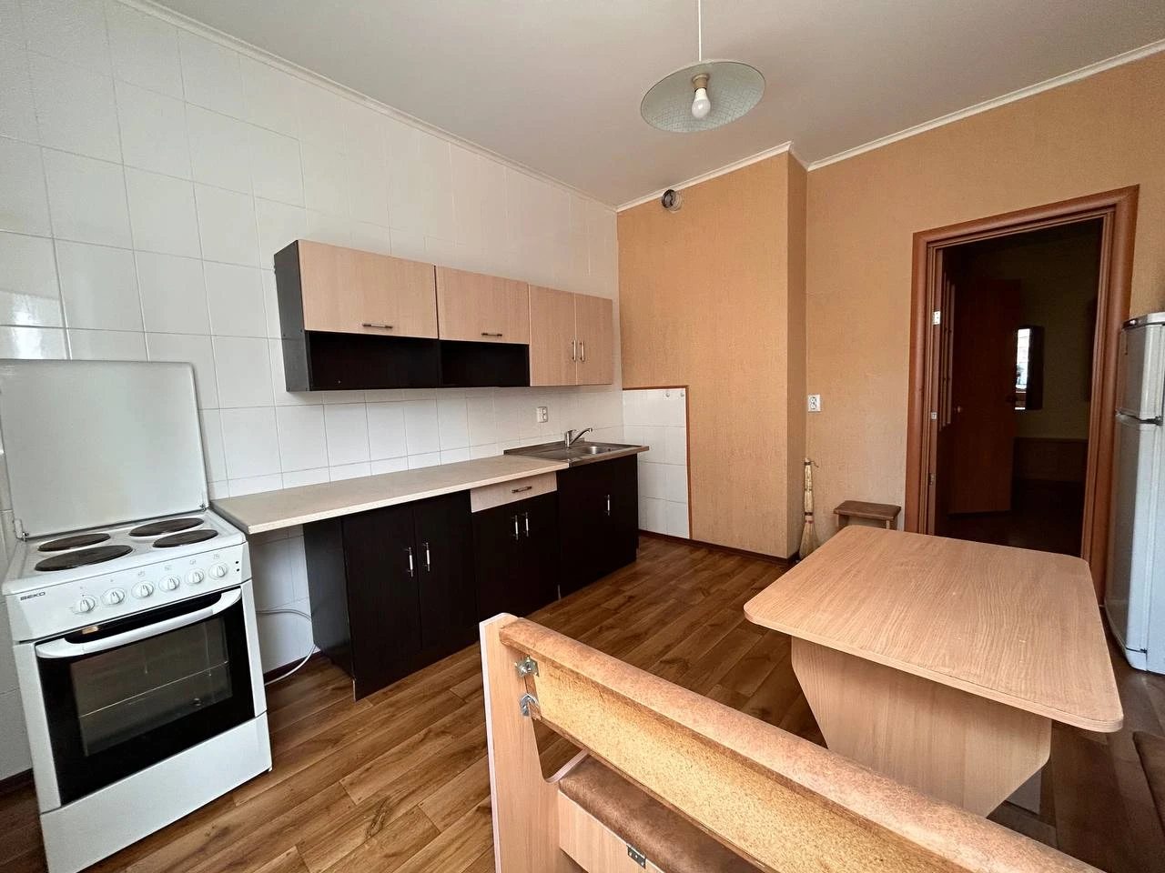 Сдам квартиру. 1 room, 46 m², 3rd floor/18 floors. 5, Вильямса 5, Киев. 