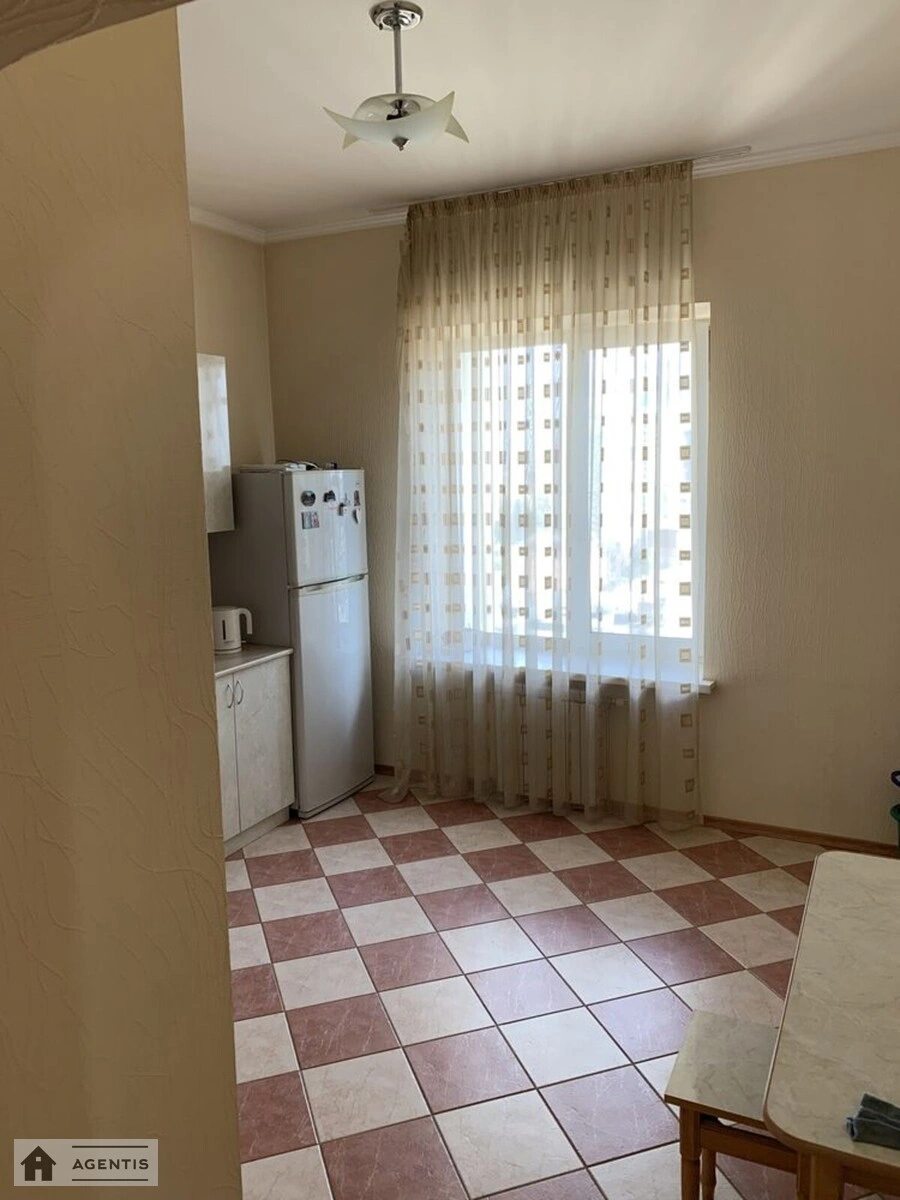 Сдам квартиру. 1 room, 55 m², 20 floor/25 floors. 69, Дмитриевская 69, Киев. 