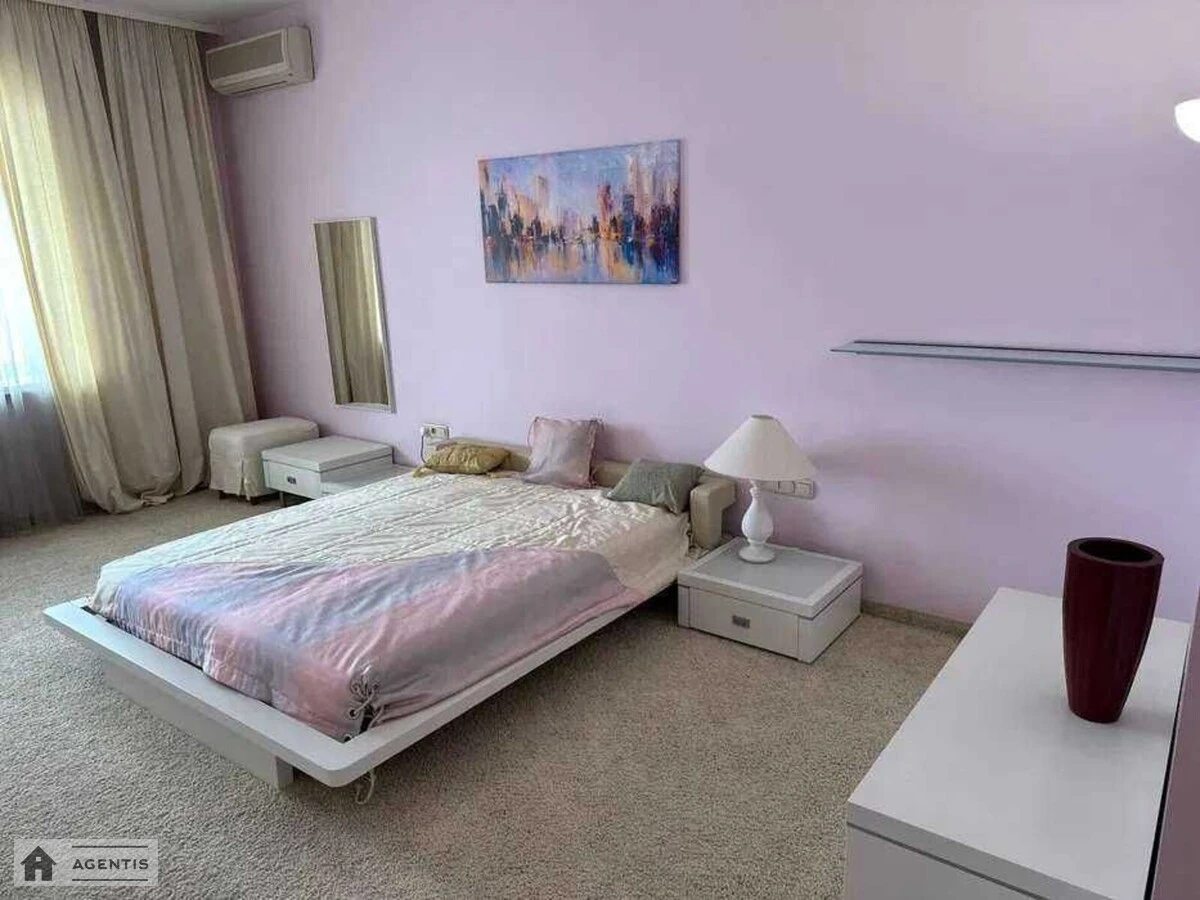 Apartment for rent. 3 rooms, 119 m², 16 floor/18 floors. 17, Kovpaka 17, Kyiv. 
