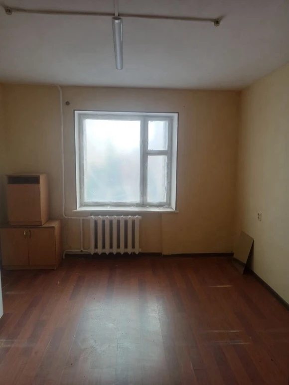 Office for rent. 8 rooms, 301.8 m², 1st floor/9 floors. 10, Bogdanivska 10, Kyiv. 