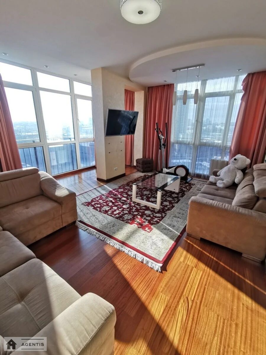 Здам квартиру. 3 rooms, 105 m², 13 floor/15 floors. 16, Златоустівська вул., Київ. 