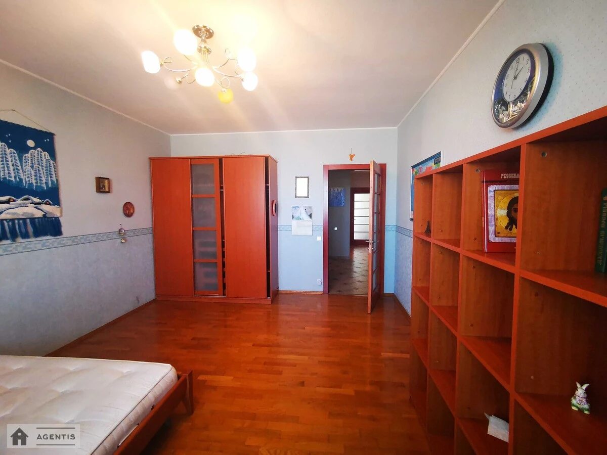 Apartment for rent. 3 rooms, 240 m², 14 floor/15 floors. 1, Mytropolyta Andreya Sheptytskoho vul. Anatoliya Lunacharskoho, Kyiv. 