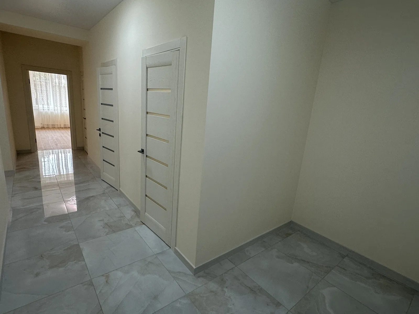 Apartments for sale 2 rooms, 715 m², 1st fl./7 floors. 12, Za Rudkoyu prov., Ternopil. 