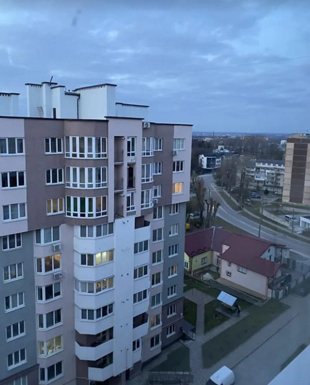 Apartments for sale. 1 room, 40 m², 7th floor/10 floors. Druzhba, Ternopil. 