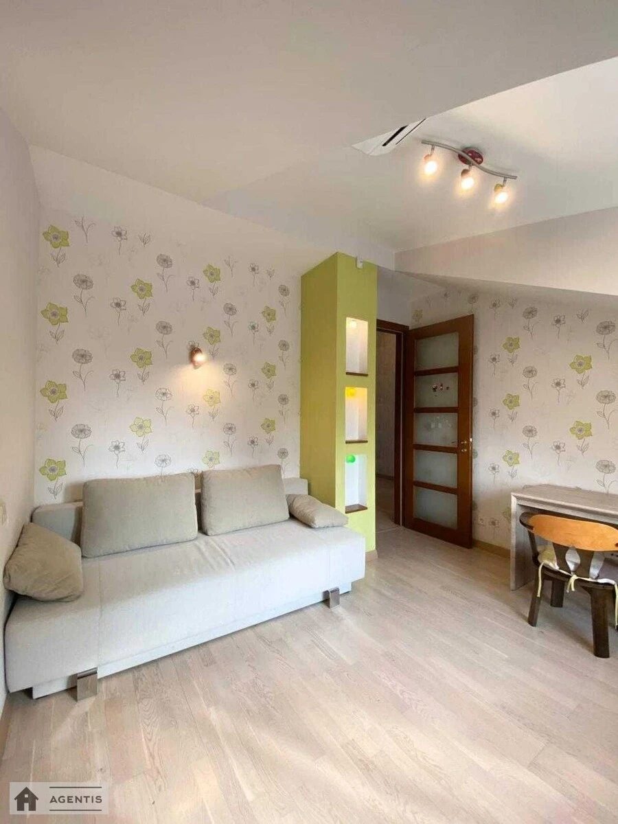 Сдам квартиру. 5 rooms, 207 m², 5th floor/6 floors. Ярославов Вал, Киев. 