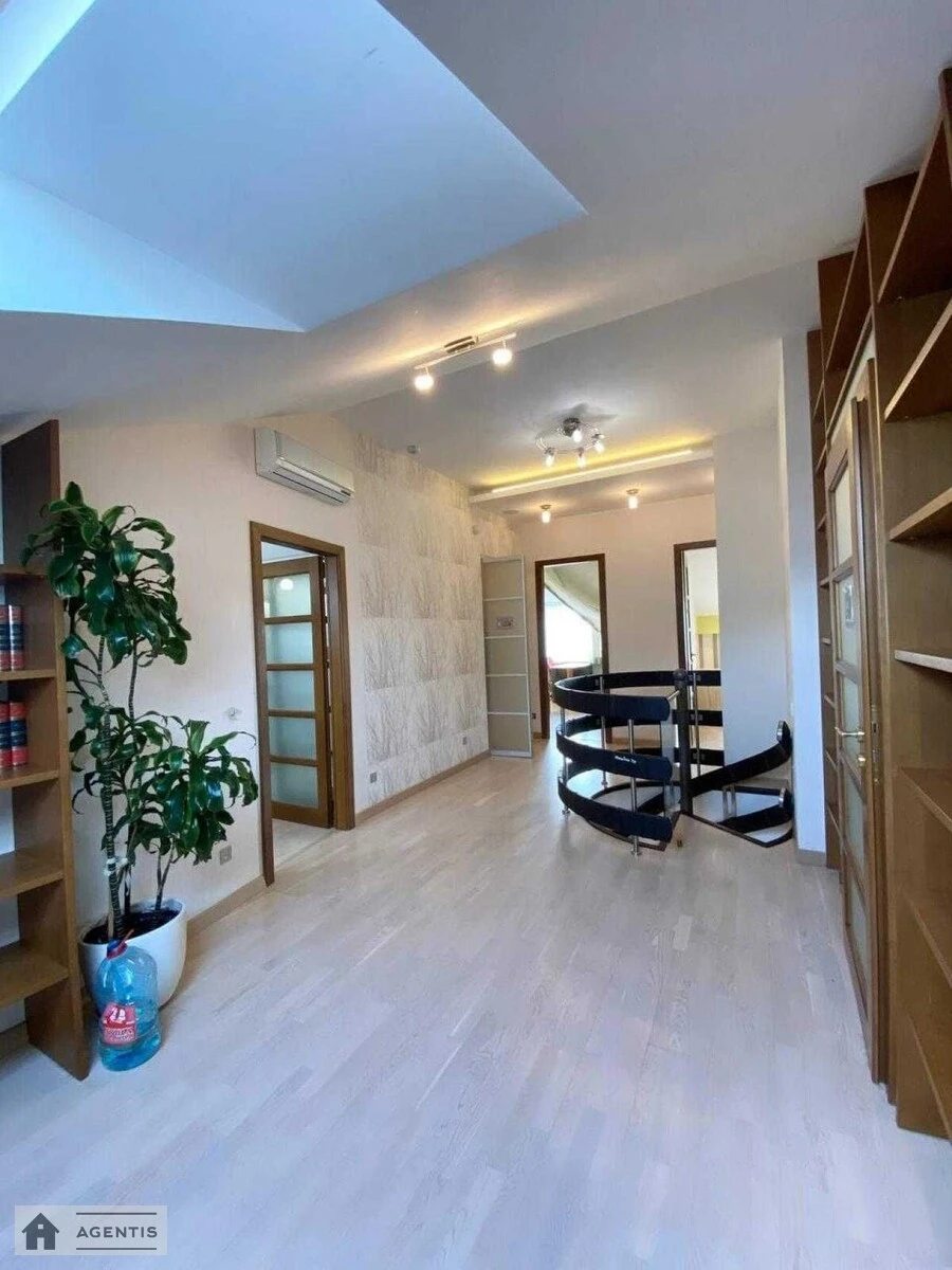 Apartment for rent. 5 rooms, 207 m², 5th floor/6 floors. Yaroslaviv Val, Kyiv. 