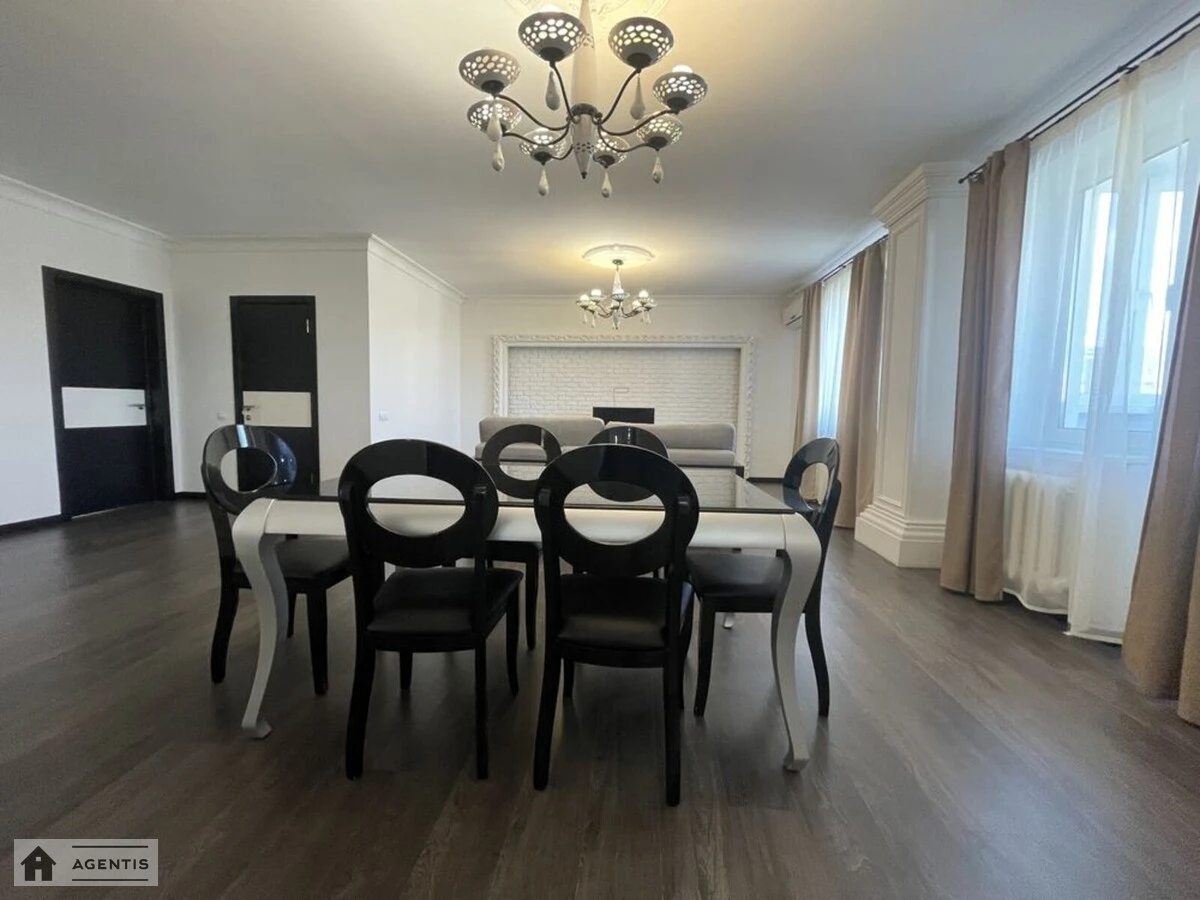 Apartment for rent. 3 rooms, 135 m², 7th floor/16 floors. 27, Tatarska 27, Kyiv. 