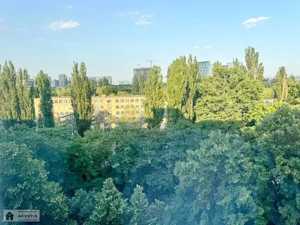 Apartment for rent. 2 rooms, 58 m², 8th floor/9 floors. 22, Ivana Vyhovskoho vul. Marshala Hrechka, Kyiv. 