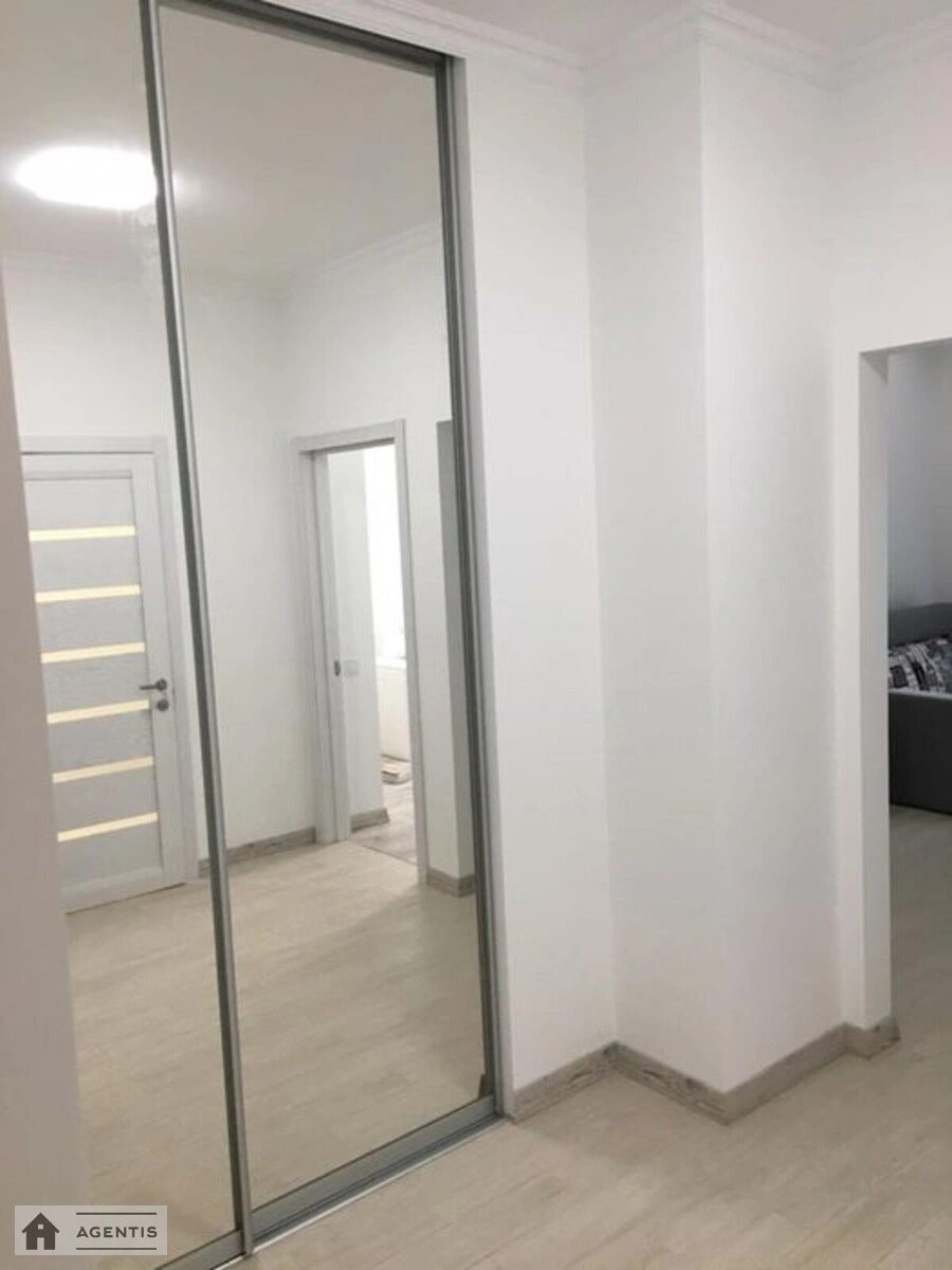 Сдам квартиру. 1 room, 49 m², 2nd floor/8 floors. Голосеевский район, Киев. 