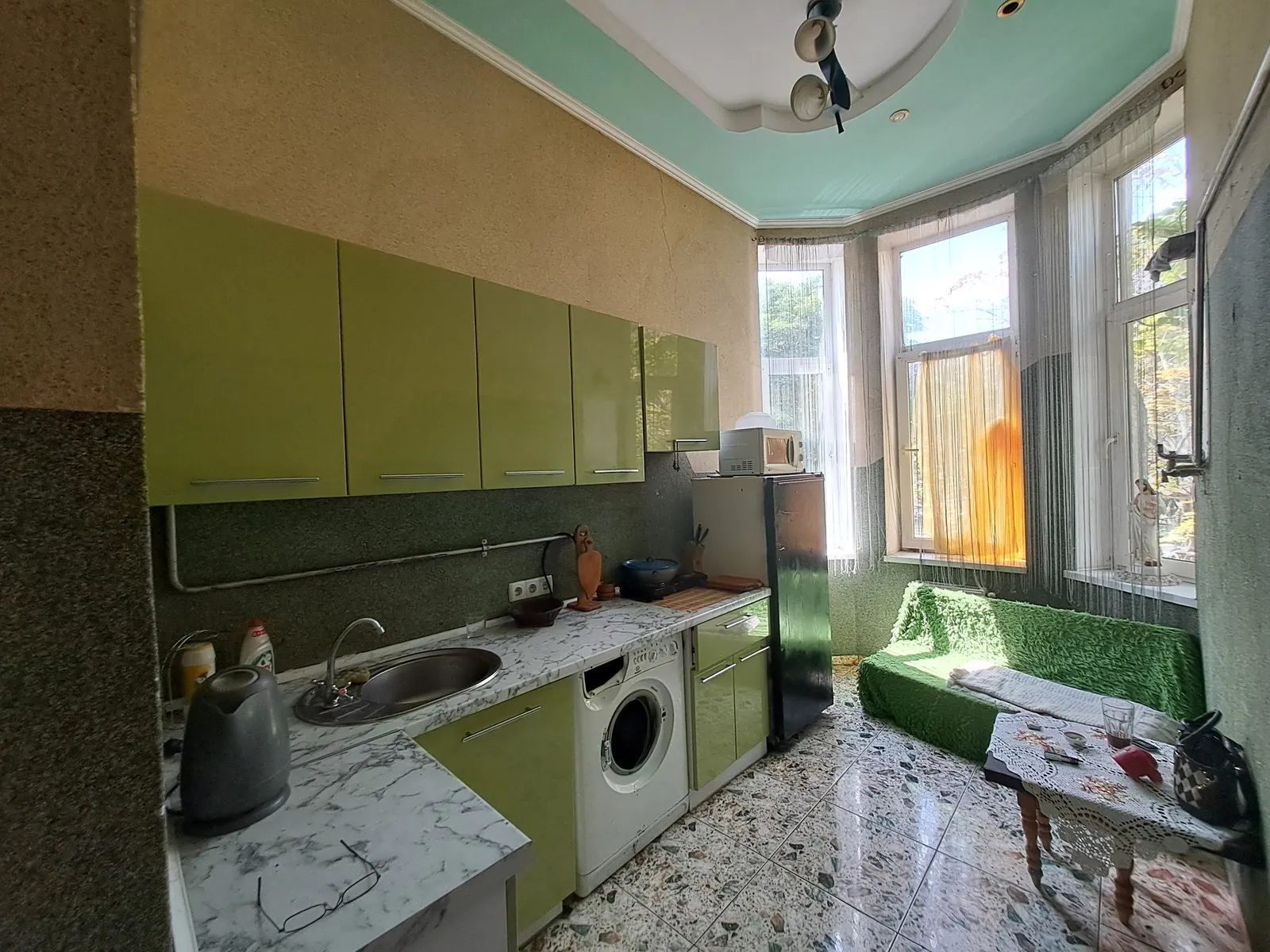 Продаж квартири. 1 room, 40 m², 2nd floor/3 floors. Центр, Тернопіль. 