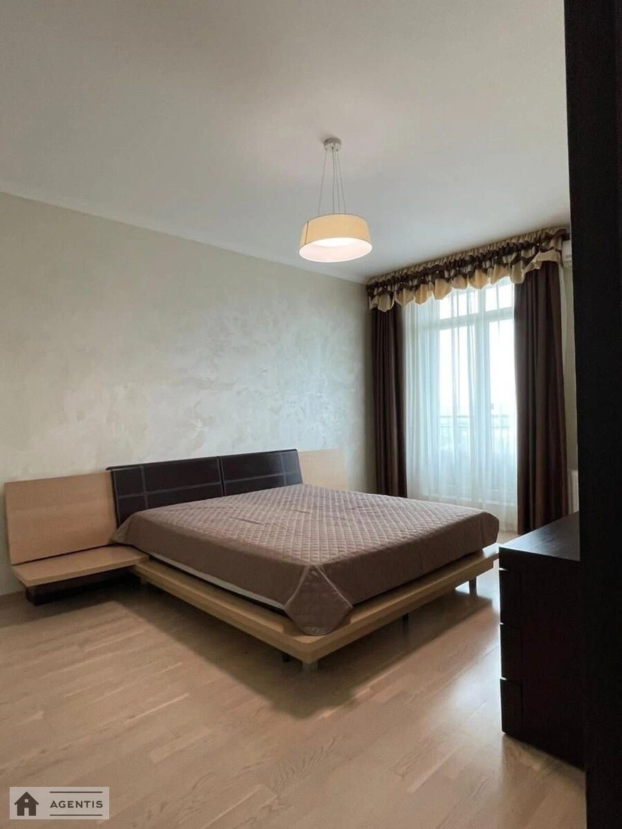 Apartment for rent. 4 rooms, 180 m², 11 floor/25 floors. 59, Zvirynetcka 59, Kyiv. 