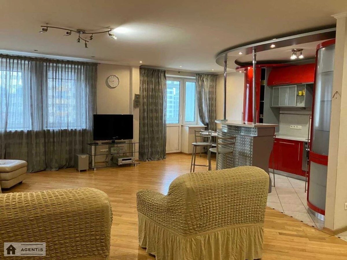 Apartment for rent. 3 rooms, 138 m², 7th floor/16 floors. Milchakova-nestayka , Kyiv. 